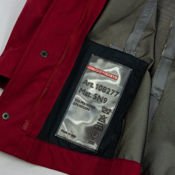 PRADA SPORT BURGUNDY JACEKT WITH REMOVABLE SLEEVES - Picture 7 of 13